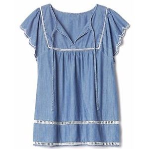 Chambray Short Sleeve Blouse with White Detailing